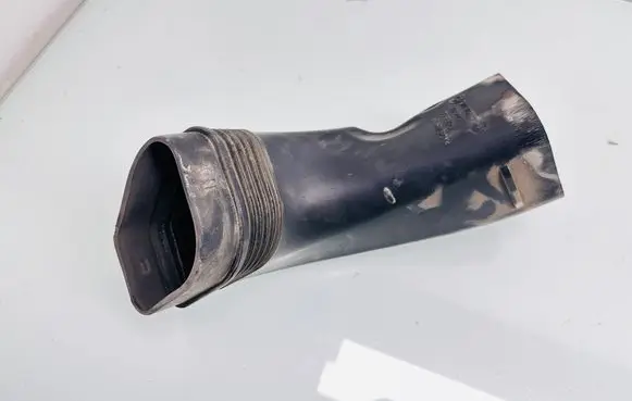 BMW 3 E90 E91 Air intake duct part 7797470 109912F 76688626