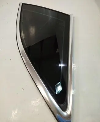 Audi A4 S4 B9 Rear side window 8W9845298B