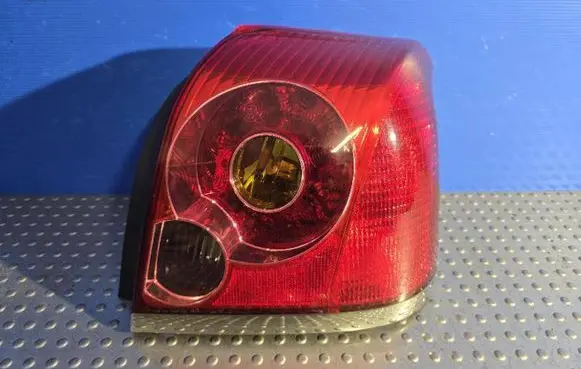 Toyota Avensis T250 Rear/tail lights