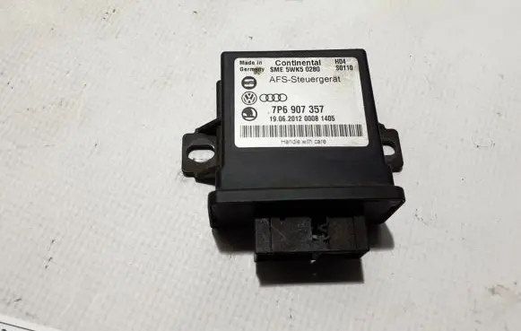 Volkswagen Touareg II Light module LCM 7P6907357