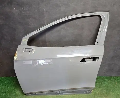 Volkswagen ID.4 Front door