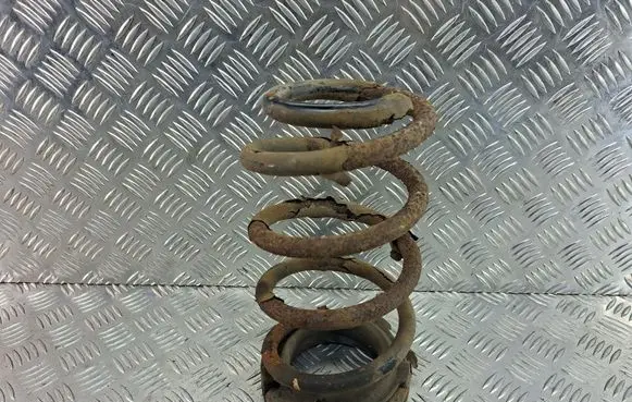 KIA Sorento Rear coil spring