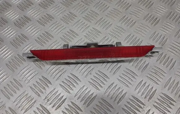 Toyota Corolla E120 E130 Third/center stoplight