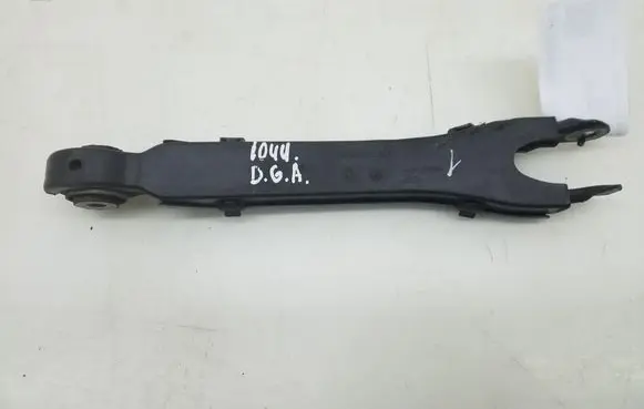 Mercedes-Benz C W204 Rear control arm A2043502706