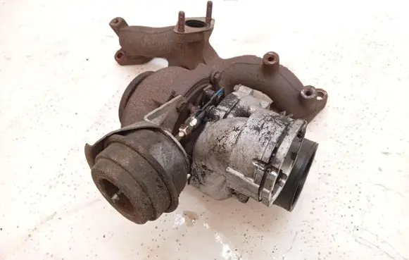 Volkswagen PASSAT B6 Turbo 03G253019A
