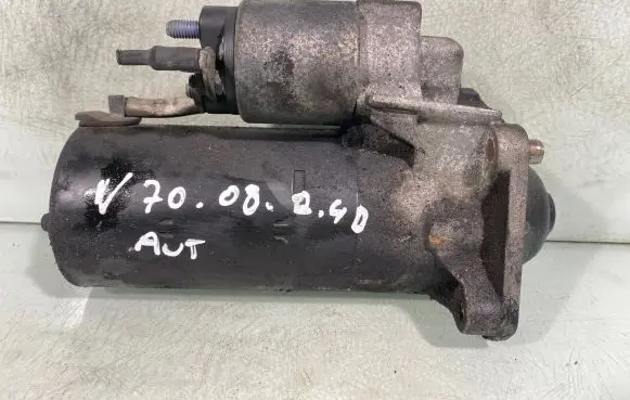 Volvo V70 Starter motor 30782228