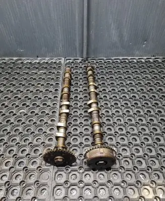 Ford Mondeo MK IV Camshaft 6A272 6A271