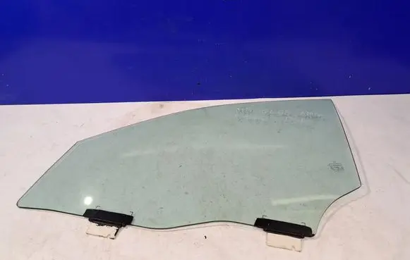 Mercedes-Benz GL X166 Front door window glass four-door E643R000319 A1667200314