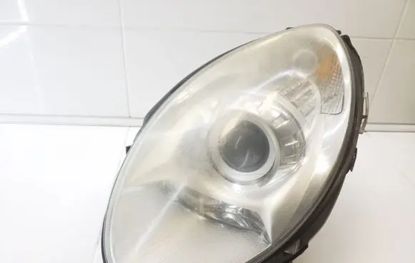 Mercedes-Benz R W251 Headlight/headlamp 26344702 5DV00829000 A0038205826