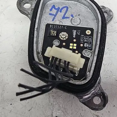 Volkswagen Golf VIII LED ballast control module 90157100