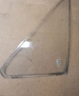 Volkswagen Golf I Front door vent window glass four-door 171845251