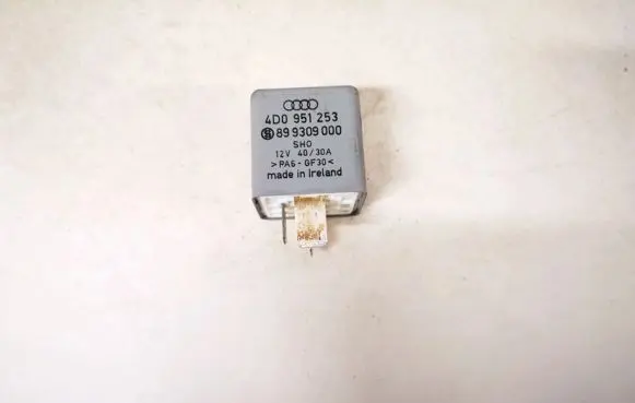 Audi A4 S4 B5 8D Other relay 4d0951253 899309000
