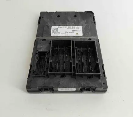 Audi A4 S4 B9 8W Central body control module 8W0907063BC 03013001