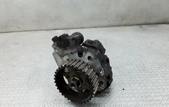 Mazda 3 I Fuel injection high pressure pump 0445010089
