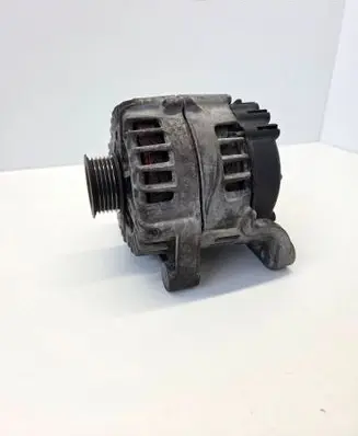 BMW X1 E84 Generator/alternator 7802261 2543461E FG18S019