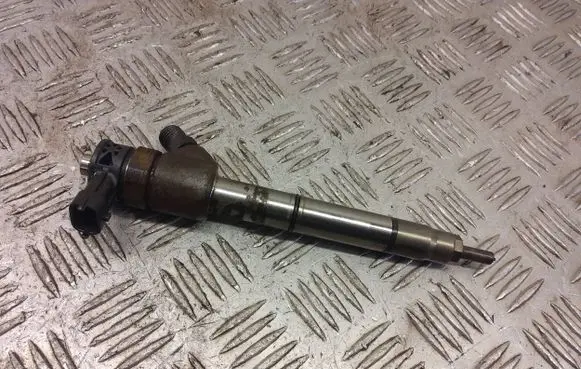 Hyundai i40 Fuel injector 33800-2A610
