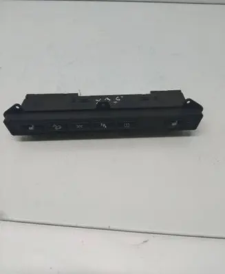 BMW X3 E83 Seat heating switch 61313427957 110187 03742514