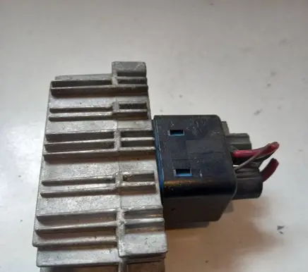 Opel Zafira A Glow plug pre-heat relay 51299014 55353011