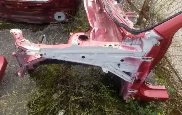 Mitsubishi ASX Front quarter panel 