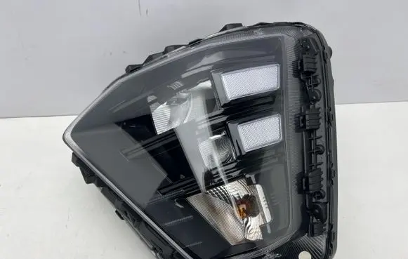 Hyundai Kona II Headlight/headlamp 92101BE050