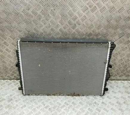 Volkswagen Tiguan Coolant radiator 5WA121251D