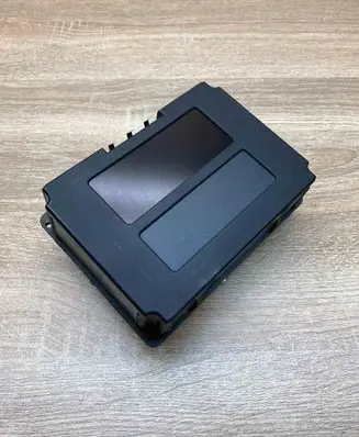 Opel Omega B1 Screen/display/small screen 90565957 5WK7462