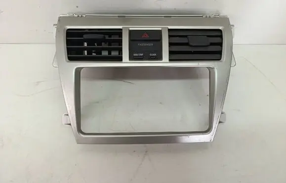 Toyota Yaris Radio/GPS head unit trim 5540552640
