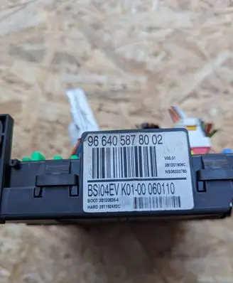 Peugeot 3008 I Comfort/convenience module 966405878002 281192462C 281208364