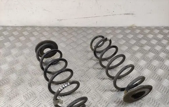 Seat Leon (5F) Rear coil spring 5Q0511121