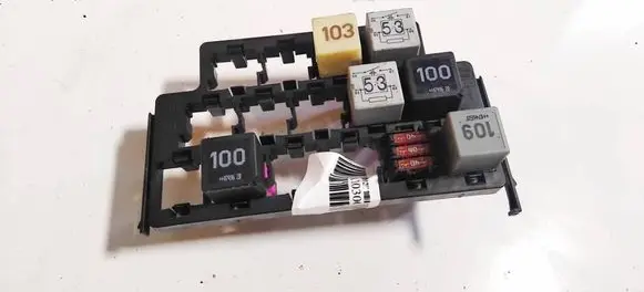 Volkswagen Polo IV 9N3 Fuse box set 6q0972595a