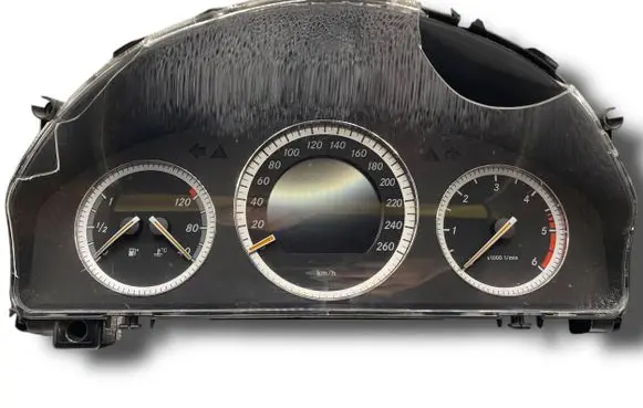 Mercedes-Benz C W205 Central body control module A3144 A2045403048