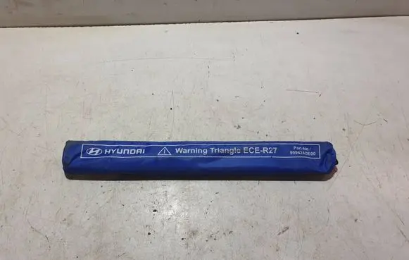 Hyundai Kona I Emergency warning sign 99942ADE00