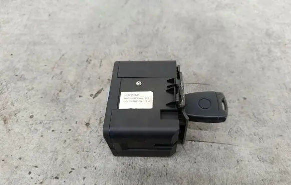 Fiat Croma Ignition lock 7353987700