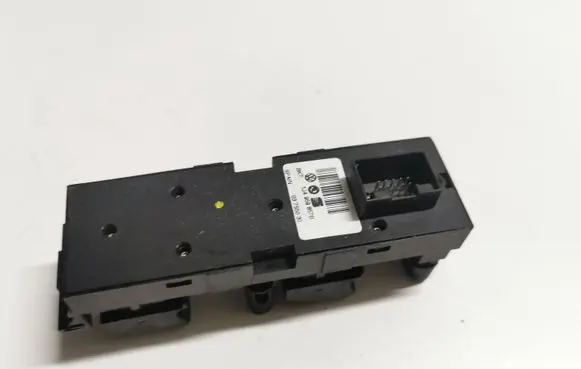 Volkswagen PASSAT B5.5 Electric window control switch 1J4959857B