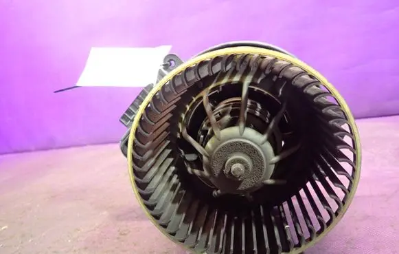 Opel Movano A Heater fan/blower 133884M