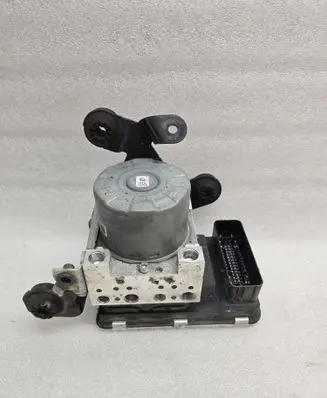 Volvo V60 ABS Pump 32214804