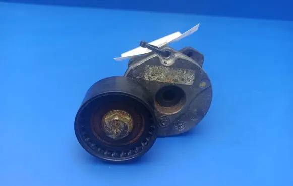 BMW 3 E90 E91 Alternator belt tensioner 