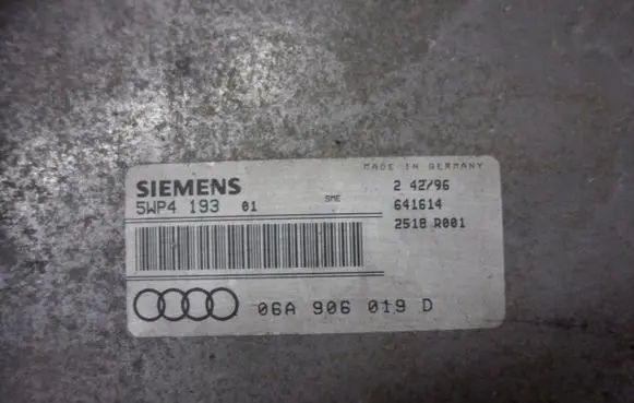 Audi A3 S3 8L Engine control unit/module 06A906019D