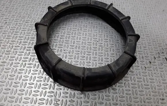 Volvo V50 In tank fuel pump screw locking ring/nut 2S619C385AA