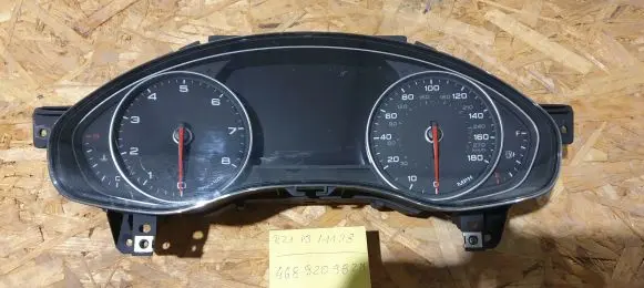 Audi A6 C7 Speedometer (instrument cluster) 4G8920982M