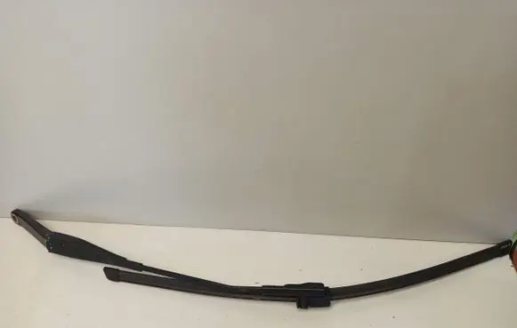 Ford Focus Front wiper blade arm 4M5117526AC