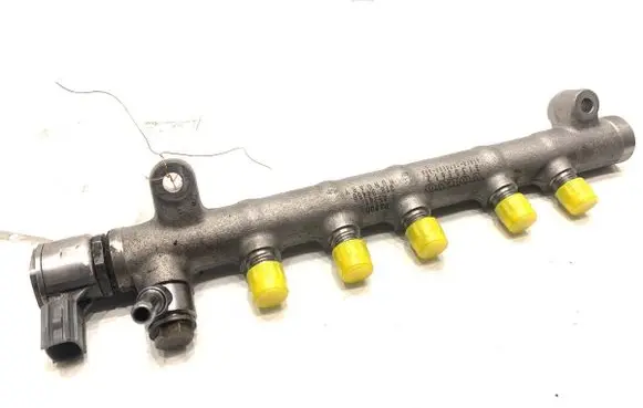 Volvo S90, V90 Fuel main line pipe 31303612