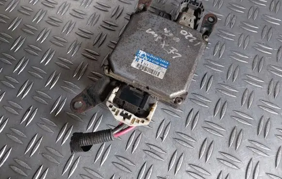 Lexus IS 220D-250-350 Power steering control unit/module 8965053010