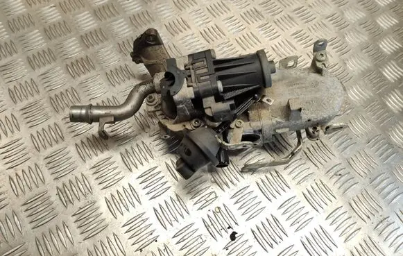Peugeot 308 EGR valve cooler 5923040 50563903 9802194080