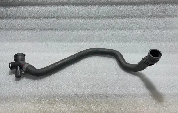 Audi A3 S3 8P Engine coolant pipe/hose 1K0122051N