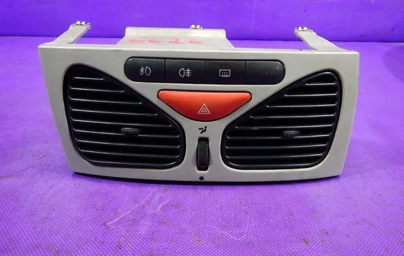 Fiat Palio Hazard light switch 