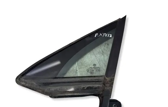 Volkswagen PASSAT B8 Front door vent window glass four-door 3G0845113C DOT27M25100AS2 E000184