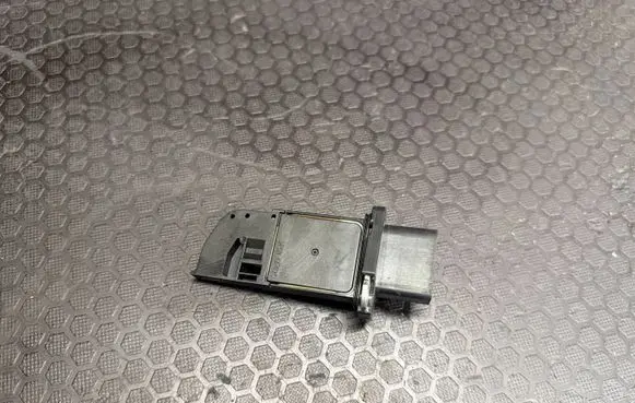 Audi A6 S6 C6 4F Mass air flow meter 059906461K