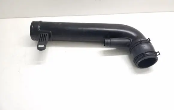 Volkswagen Jetta VI Air intake hose/pipe 5C0129654