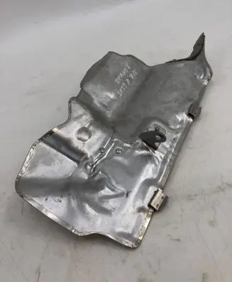 Mercedes-Benz E W214 Exhaust heat shield A6541422001